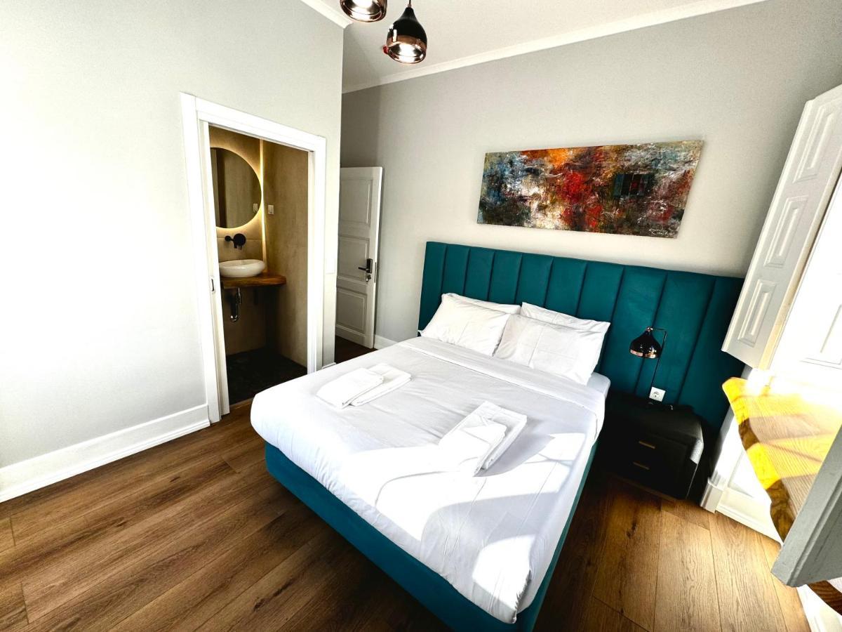 Bed & Breakfast Relax And Explore And Lissabon