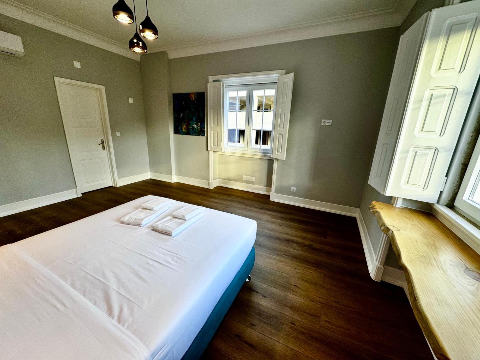 Relax And Explore And Bed & Breakfast Lissabon