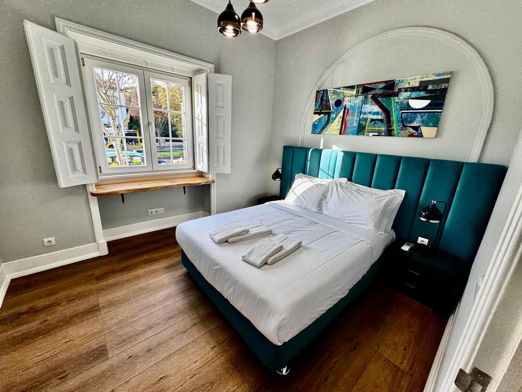 Bed & Breakfast Relax And Explore And Lissabon